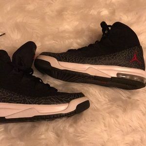 Boys youth jordans